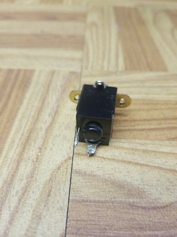 Sony Str-7055 Headphone Jack gallery