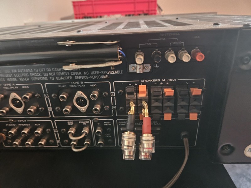 Kenwood KR-9600 Stereo AM/FM Receiver 160WPC Tested and working⭐️ SEE VIDEO ⭐ gallery