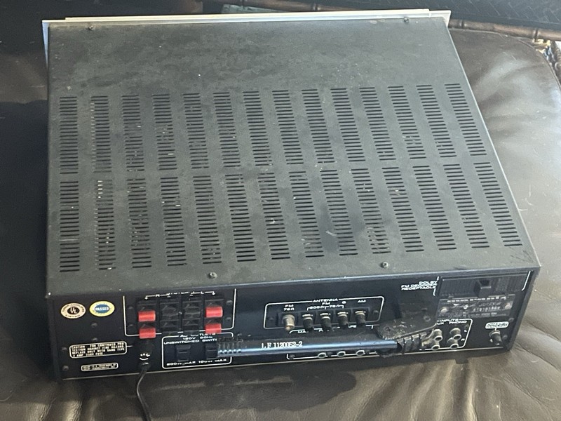 Vintage MARANTZ 2238B AM/FM Stereophonic Receiver (1977-80) Fully Tested GREAT! gallery