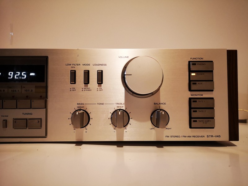 SONY FM Stereo/FM-AM Receiver STR-V45 gallery