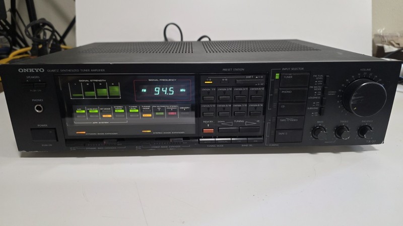 Onkyo TX-37 Quartz Synthesized AM/FM Tuner Stereo Amplifier