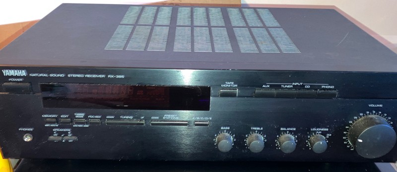 yamaha stereo receiver vintage RX-385 Good Working Condition Nice Unit
