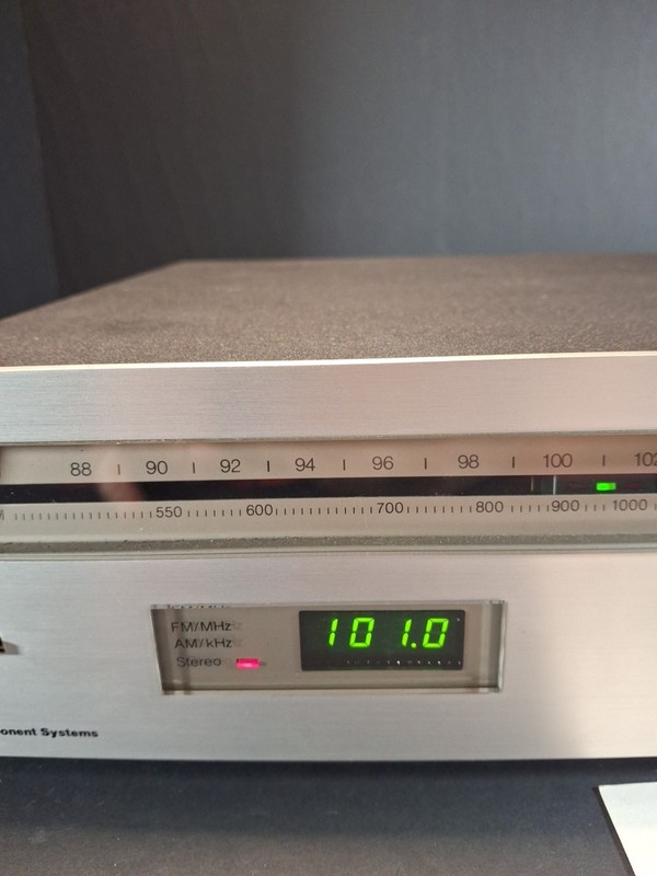 Vintage Component Systems 3705 Radio Tuner gallery