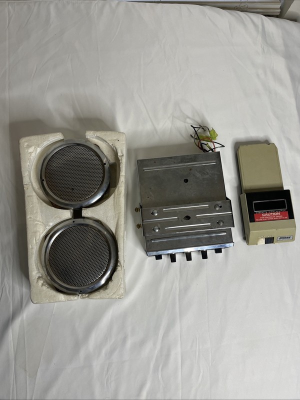Vtg Craig 3104A Pioneer 4+4 Stereo Plus 8 Track to Cassette Adapter & Speakers gallery