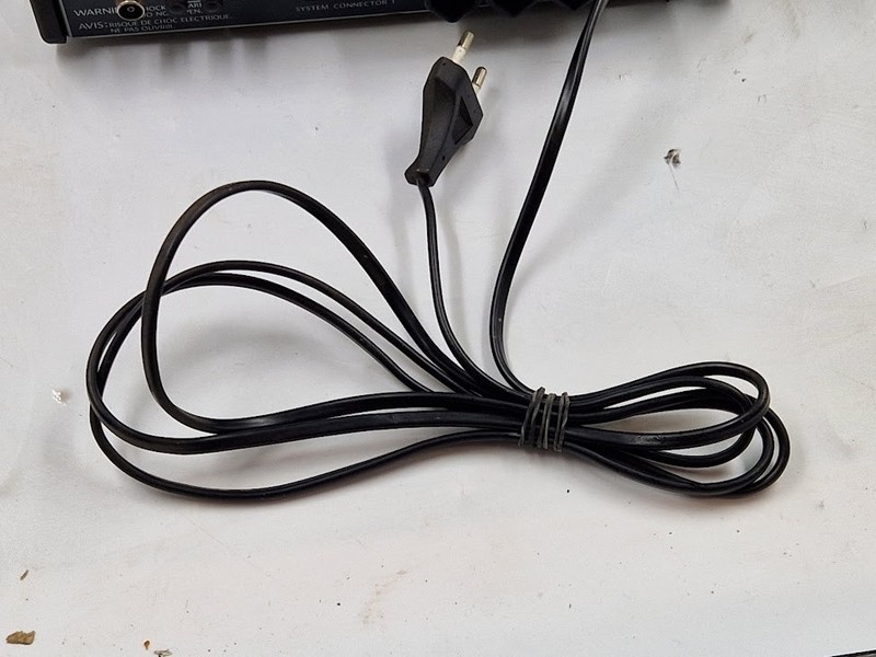 Denon UTU-100 Unit - Working, Scratches, No Remote, Vintage Audio gallery
