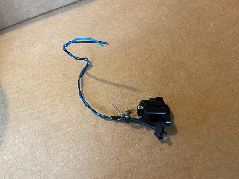 Harman-Kardon 430 Headphone Jack w/ light bulb – Vintage Receiver Part