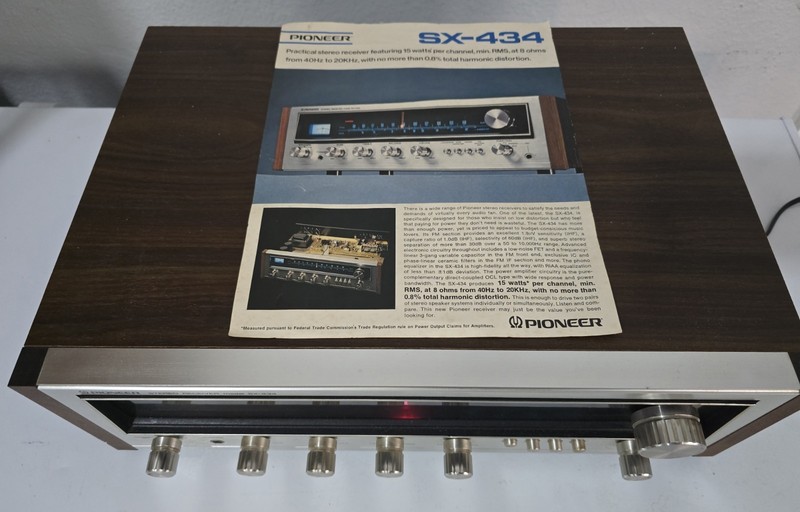 Vintage 1970's Pioneer SX-434 Stereo Receiver! All Original! gallery