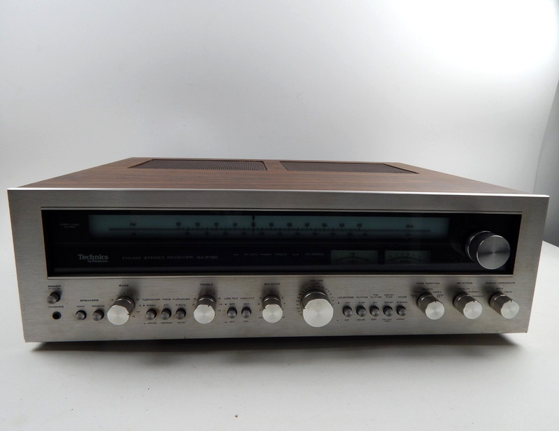 Rare Technics Stereo Receiver SA-5760 Silver Face NOT WORKING AS-IS PARTS REPAIR