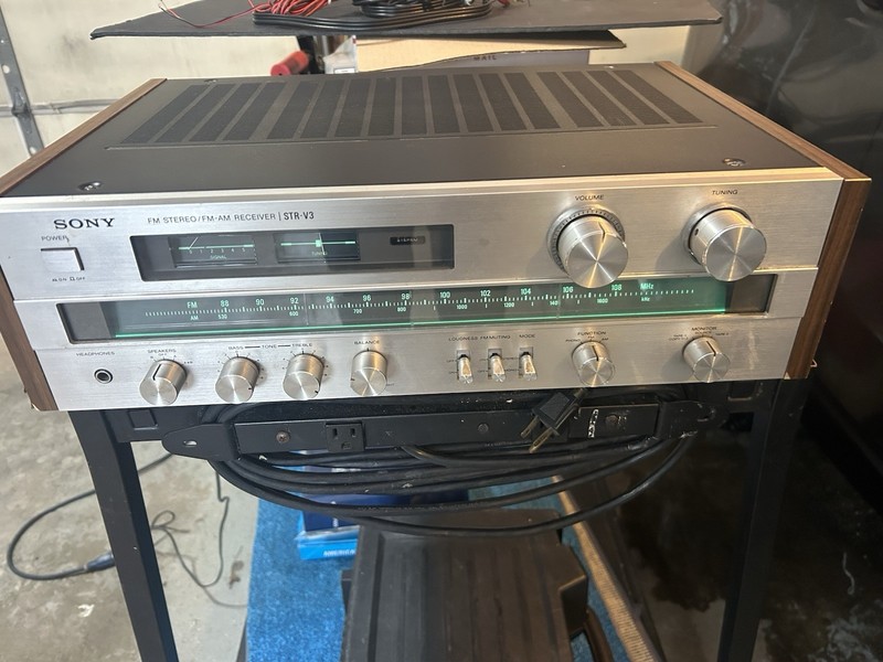 Sony STR-V3 AM/FM Stereo Receiver Works VINTAGE 1978 SERIAL NUMBER 807158