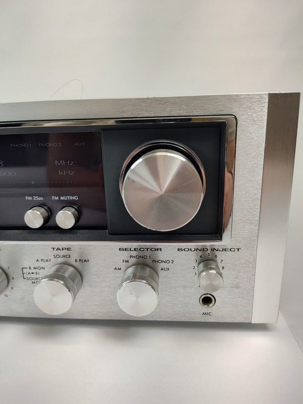 Kenwood KR-6600 AM-FM Stereo Tuner Amplifier Receiver Parts or Repair gallery