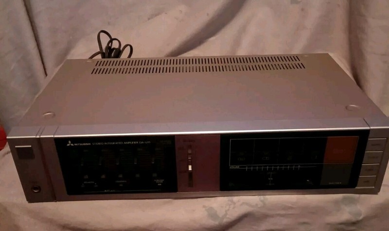 Vintage Mitsubishi DA-U15 Stereo Integrated Amplifier Receiver For Parts Or Repa