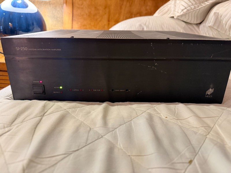 Niles SI-250 System Integration Amplifier