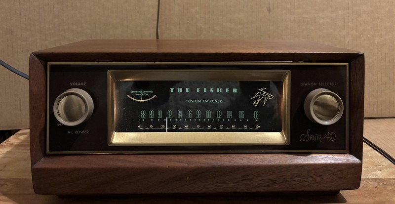 The Fisher Custom FM Tuner Series 40 in Wood Case – Works Well – Sounds Great