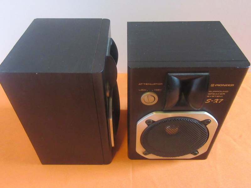 Vintage Mint MINI Pioneer S-X7 speaker pair gallery
