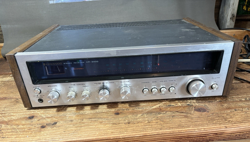 Vintage Kenwood KR-3400 Reciever. NICE Condition, Tested Working.