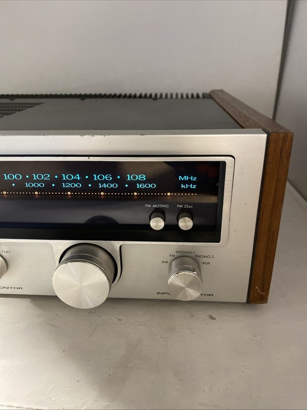 Kenwood KR-5600 Vintage AM/FM Stereo Tuner Receiver 40WPC *READ* gallery