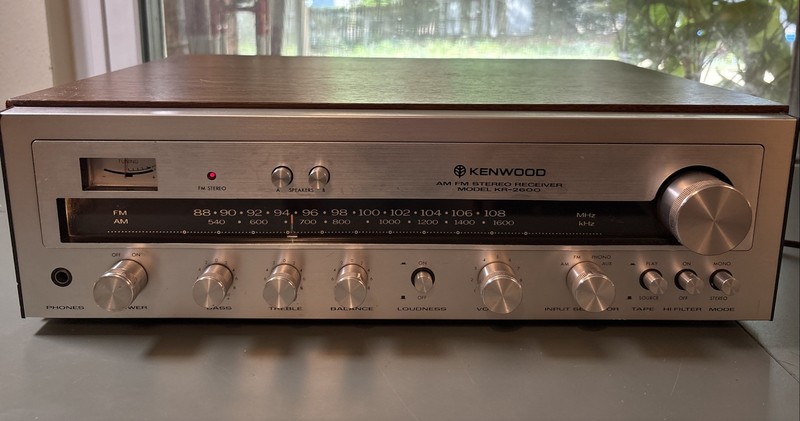 Vintage Kenwood KR-2600 AM FM Integrated Stereo Receiver - SHOWN WORKING