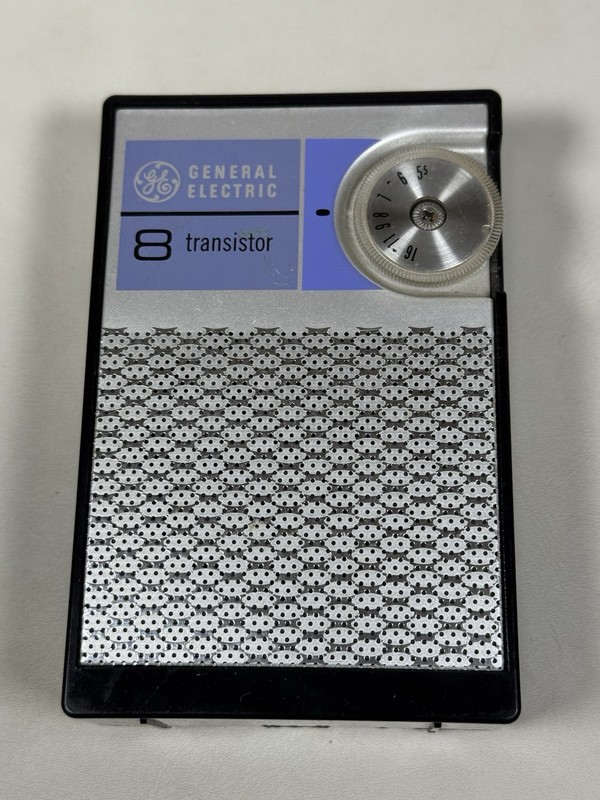 Vintage GENERAL ELECTRIC P915 Pocket AM Radio PARTS ONLY