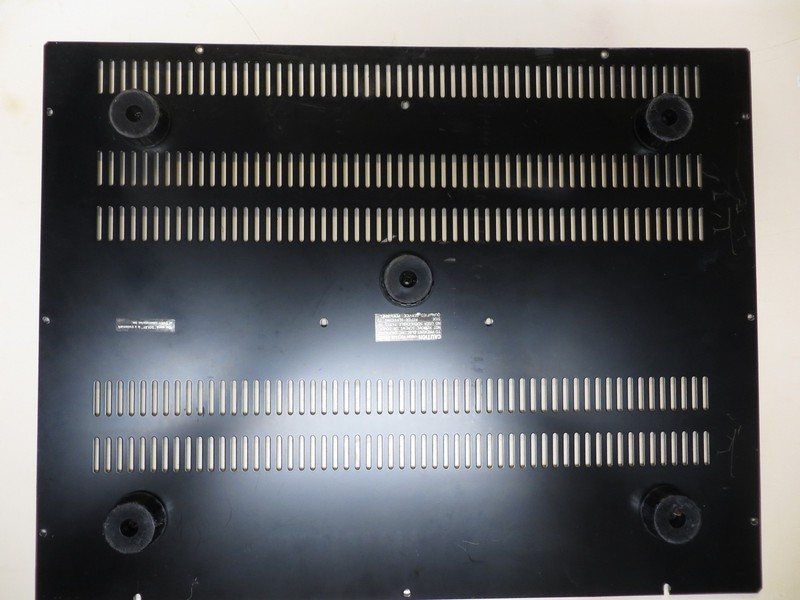 SANSUI G9000 OR G901 STEREO RECEIVER BOTTOM PLATE