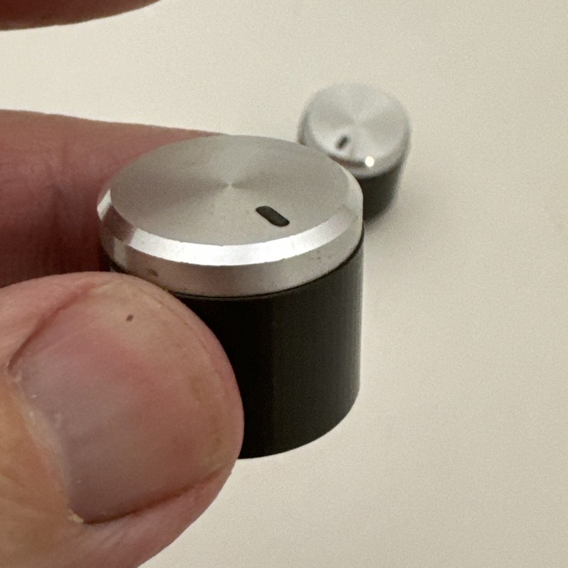 Realistic Clarinette 112 Receiver Turntable Replacement Tone & Balance Knobs gallery