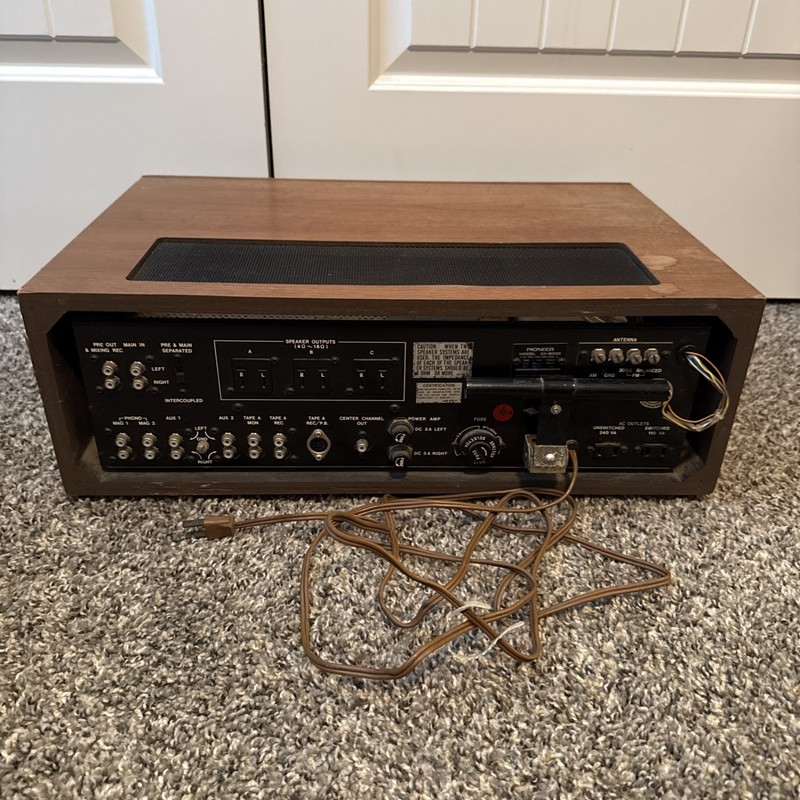 Vintage Pioneer Reverberation SX-9000 Stereo For Repair. Powers On. Info below gallery