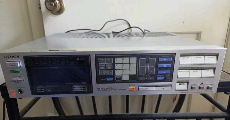 Sony STR-VX750 FM Stereo/FM-AM Receiver AV Computer Control Center