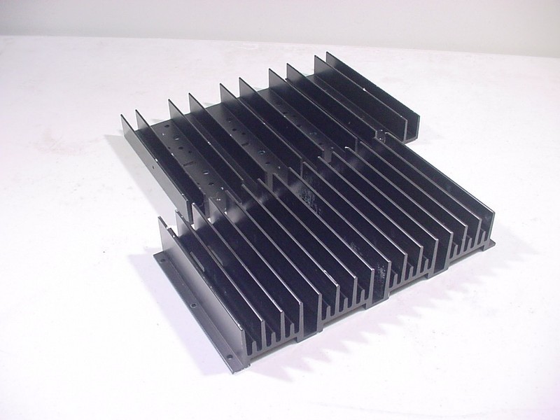 SANSUI 8080DB RECEIVER 2-PARTS POWER TRANSISTOR HEATSINK BLOCK (OEM PART!)