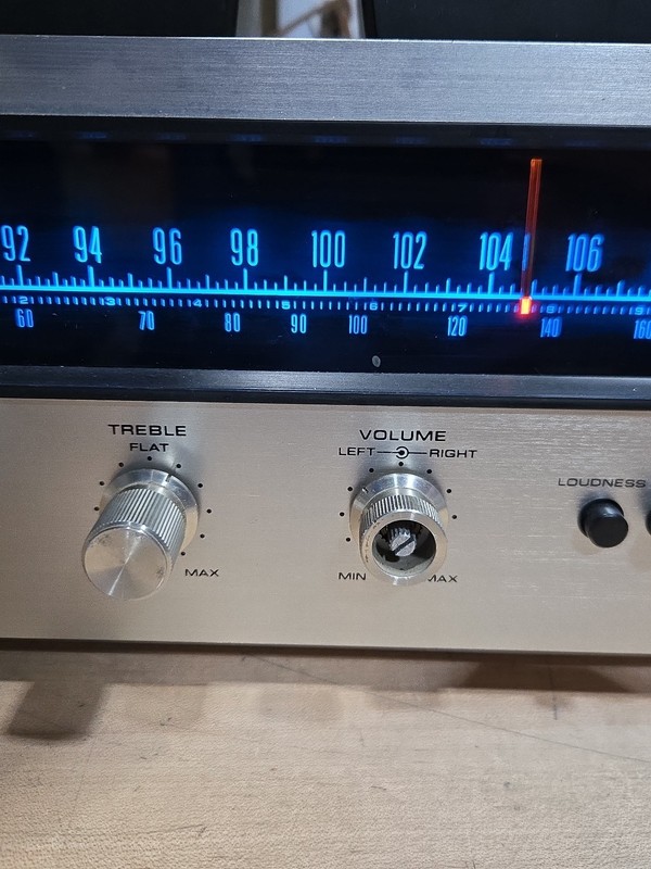 Vintage Pioneer SX-424 12W AM/FM Stereo Receiver Tuner Tested Working Antenna gallery