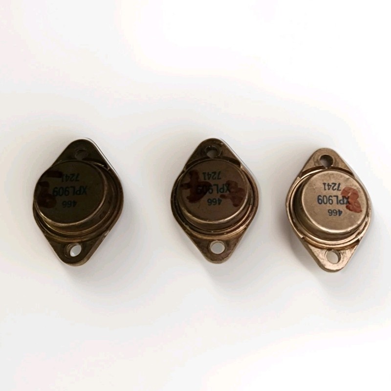 3 pcs. XPL909 Output Transistors for Phase Linear 400 700 Amplifiers