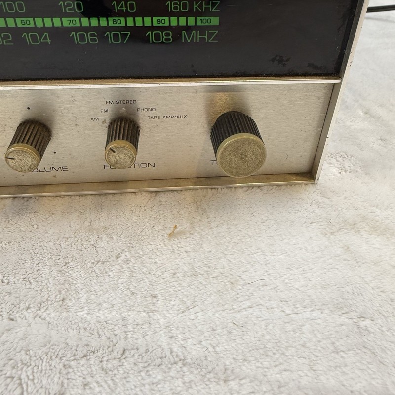 Vintage Harman Kardon 330B AM/FM Stereo Receiver - Powers On needs Work gallery