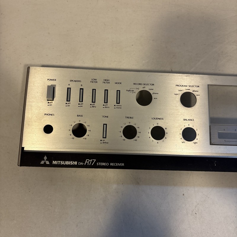 Mitsubishi DA-R17 Faceplate And Glass Only gallery