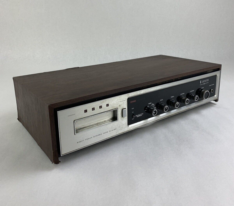 Zenith F680W Stereo 8 Eight Track Player Digilite Receiver For Parts and Repair