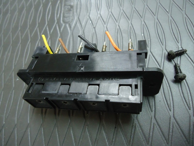 Sony STR-V3 Stereo Receiver Parting Out Speaker Jack gallery