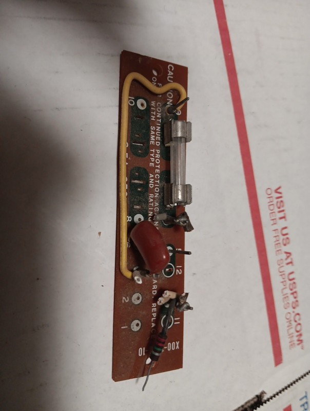 Kenwood KR-6600 Stereo Receiver Parting Out Fuse Board gallery