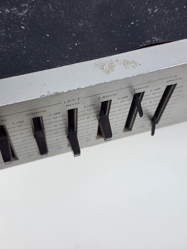 Vintage Realistic 31-1989 Seven 7 Band Graphic Equalizer EQ Untested powers on gallery