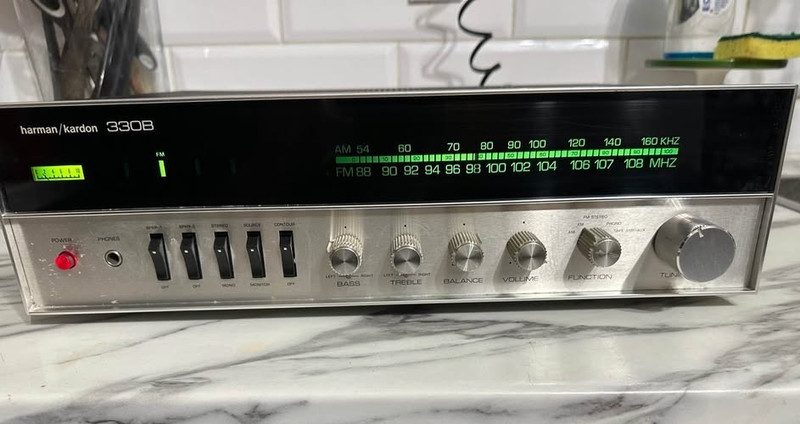 Harman Kardon 330B Vintage AM/FM Stereo Receiver – Excellent
