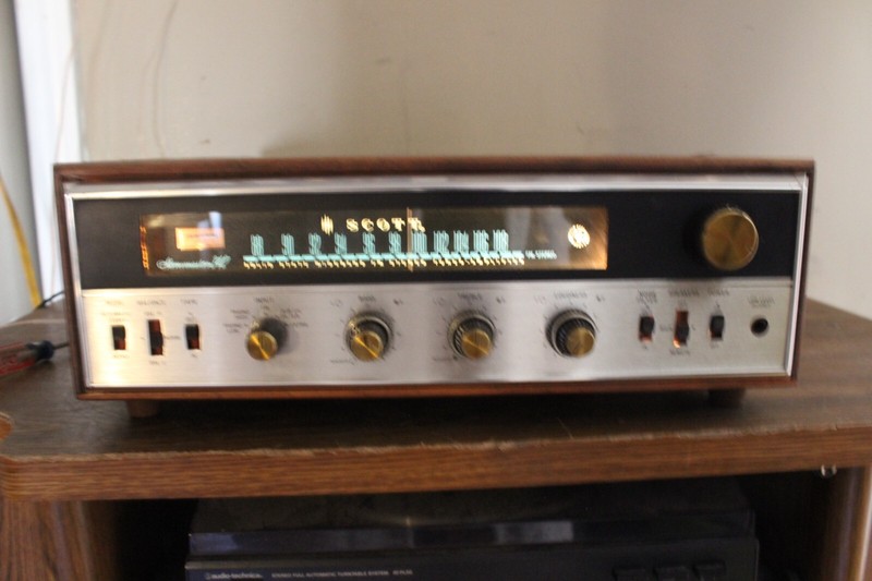HH Scott Stereomaster 342 AM/FM Stereo Receiver w/ Walnut Case gallery