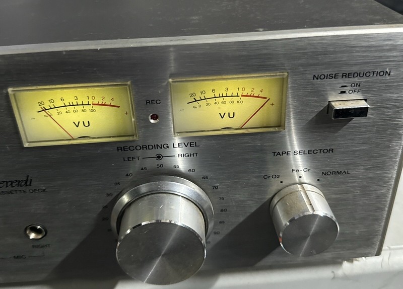 MONTEVERDI H240 INTEGRATED CASSETTE DECK - VINTAGE FOR PARTS POWERS ON! gallery