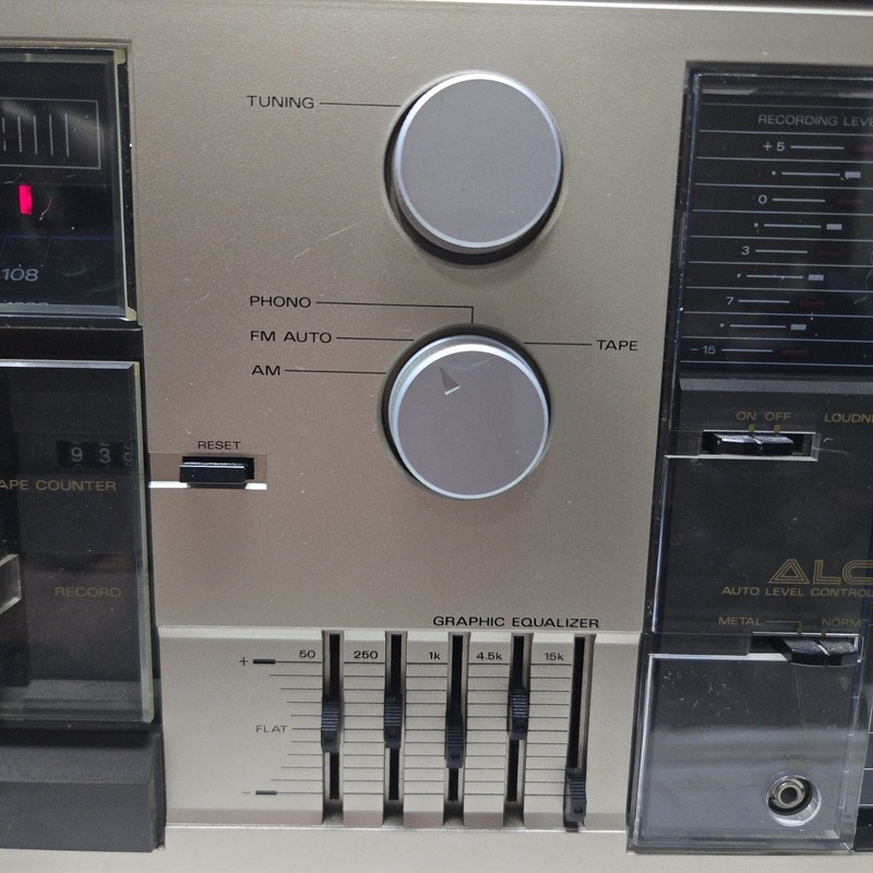​Vintage Fisher MC708 Audio Component System - Working But Cassette Runs Slow gallery