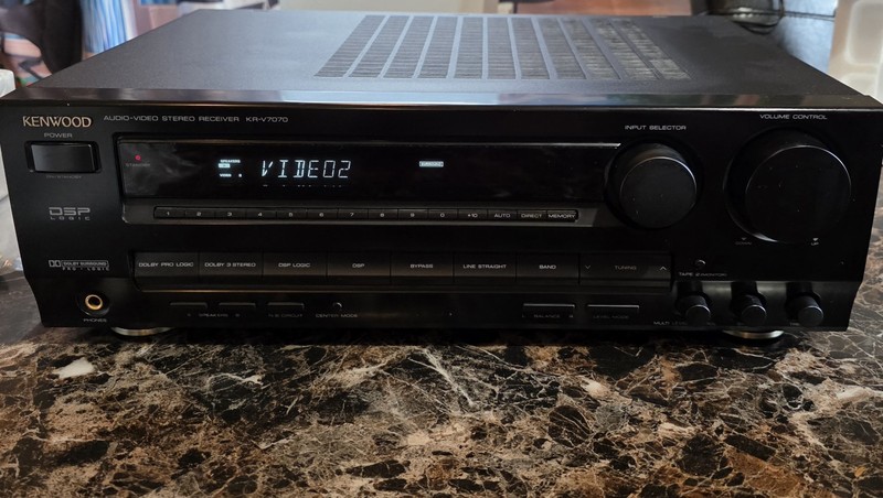 Kenwood Audio Video Stereo Receiver KR-V7070 In Excelent Condition