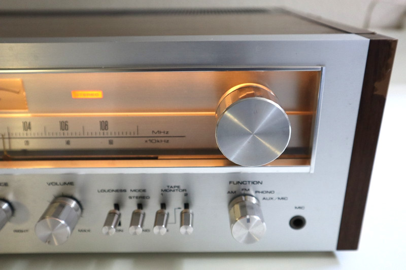 Vintage Pioneer SX-650 Vintage AM/FM Stereo Receiver - Tested Works gallery
