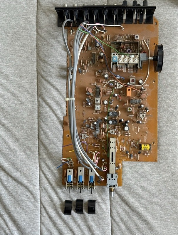 Vector Research VR-5000 Tuner Board/SWITCHES REPLACEMENT PART. From Working unit gallery