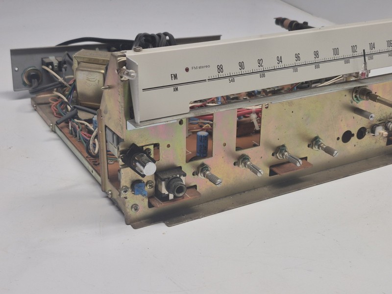 Sharp SA-120 Vintage Stereo Receiver Main Board gallery