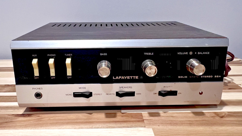 Vintage Lafayette ST-25A Solid State Stereo 25 Amplifier Made in Japan Powers ON