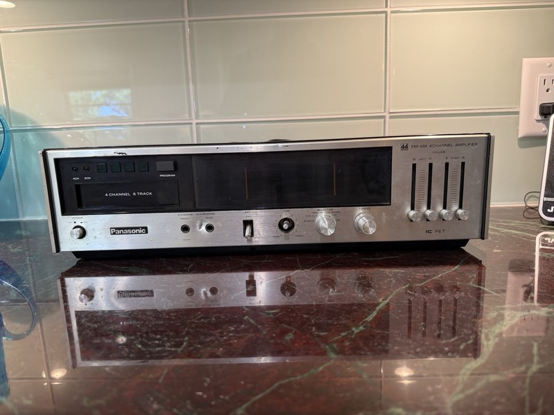 Vintage Panasonic RE-8190 QUAD 8-Track Stereo Receiver 4-Channel Amplifier AS-IS gallery