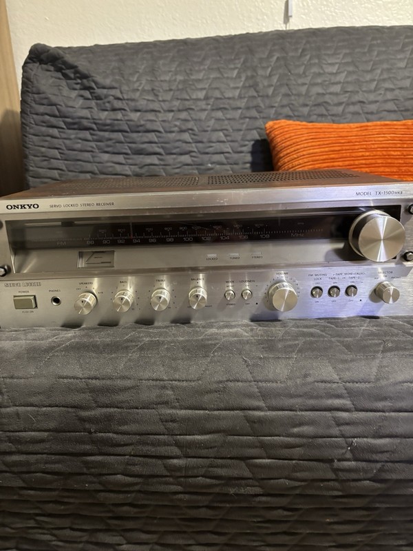 Onkyo TX-1500MKII Servo Locked Stereo Receiver AM/FM Tuner Silver Face Wood