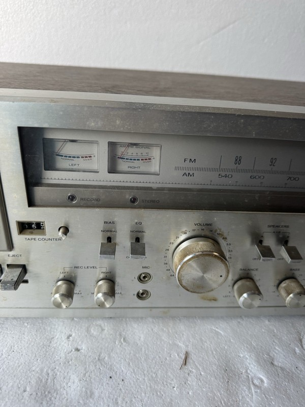 Lloyd’s R746 Vintage AM/FM Stereo Receiver Cassette Deck Working gallery
