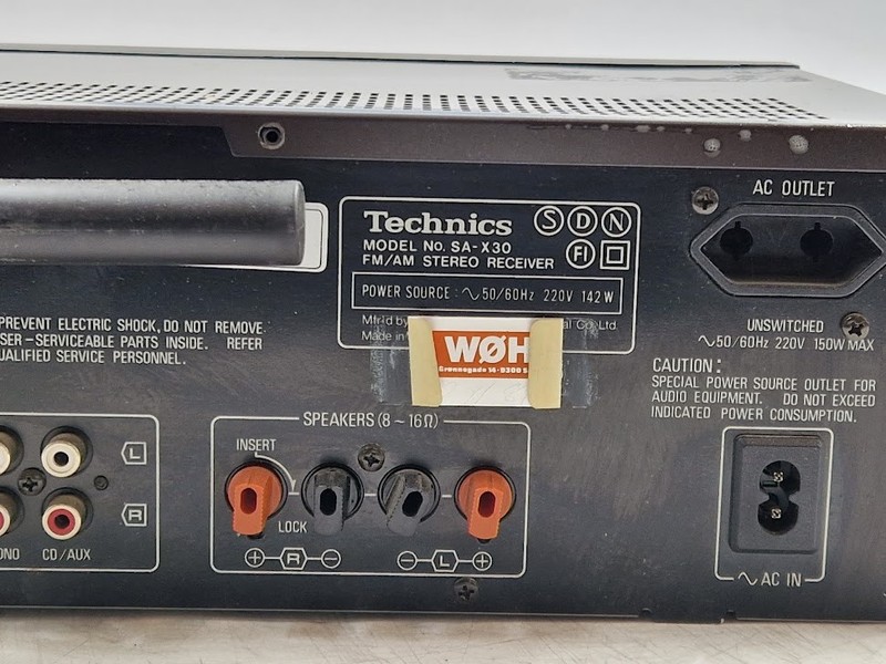 Technics SA-X30 FM/AM Stereo Receiver - Working, No Accessories gallery