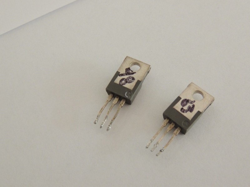 Sansui G-3000 Output Transistor OEM Sanken (Sold as a Pair!) 2SC1986 & 2SA771 gallery