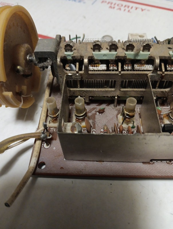 Kenwood KR-6600 Receiver : Tuner ￼ Board X05-1310–10. X-1320–10. gallery